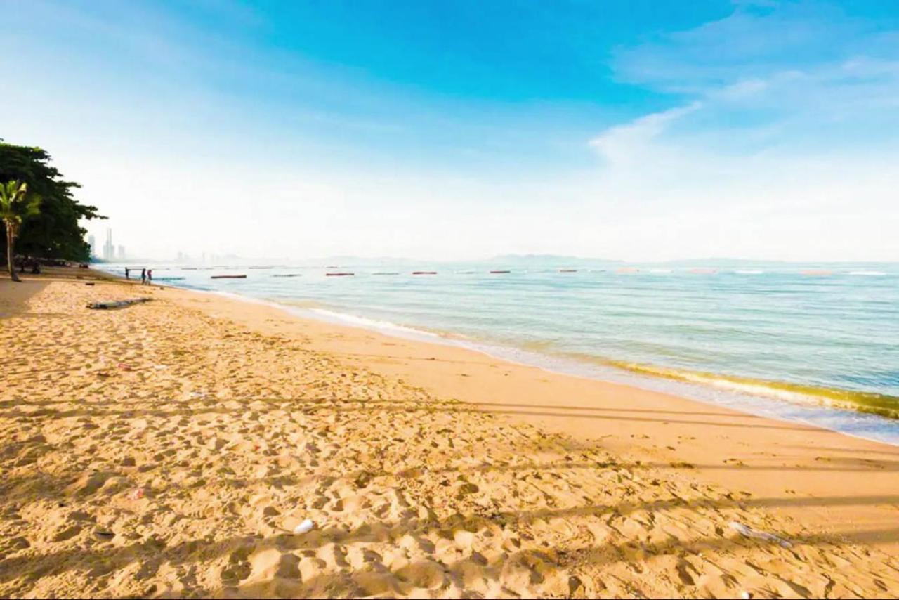 Dusit Grand Condo View Jomtien Beach Esterno foto